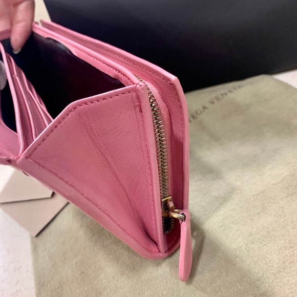 💜Bottega Veneta Authentic Wallet 💜 - Picture 10 of 15